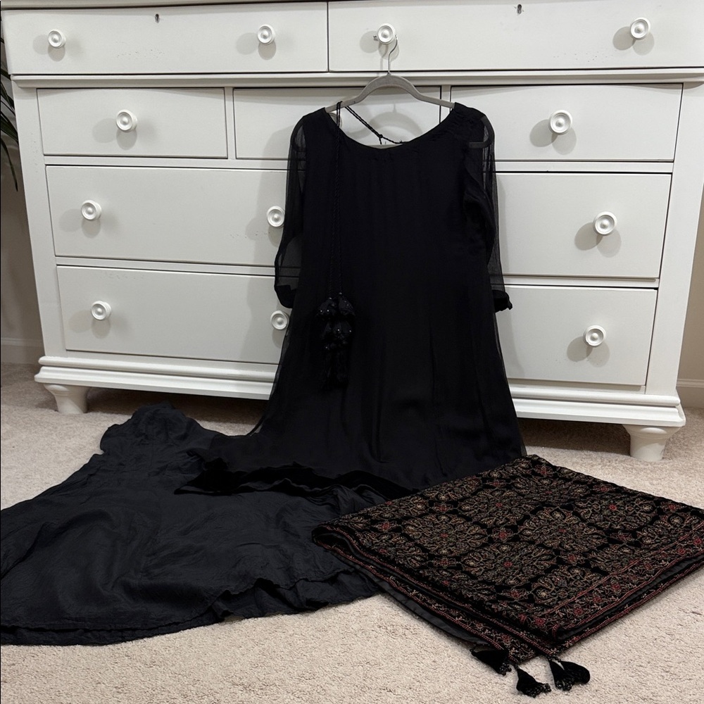 Pakistani barouque sharara suit with embroidered velvet shawl